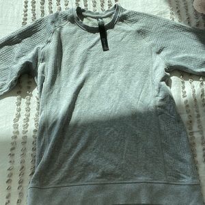 Lululemon crewneck
